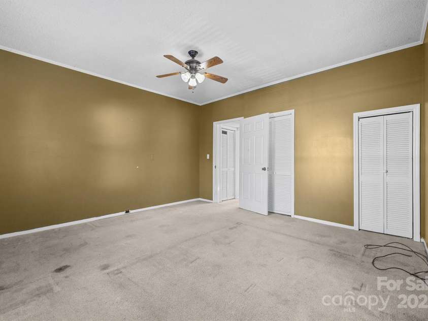 219 Link Street, Fort Mill, SC 29715.  MLS# CAR4326464, YatesRealty ID 6219. 