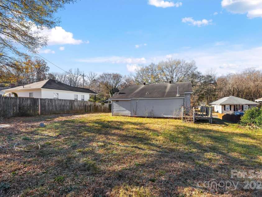 219 Link Street, Fort Mill, SC 29715.  MLS# CAR4326464, YatesRealty ID 6219. 