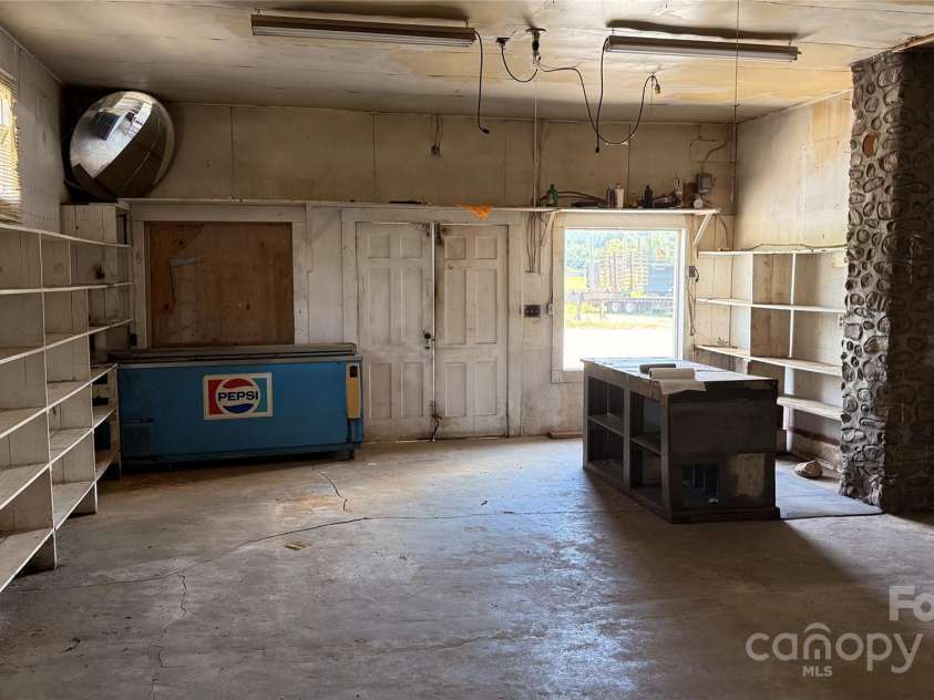 41 Upper Shut In Road, Hot Springs, NC 27843.  MLS# CAR4307080, YatesRealty ID 622. 