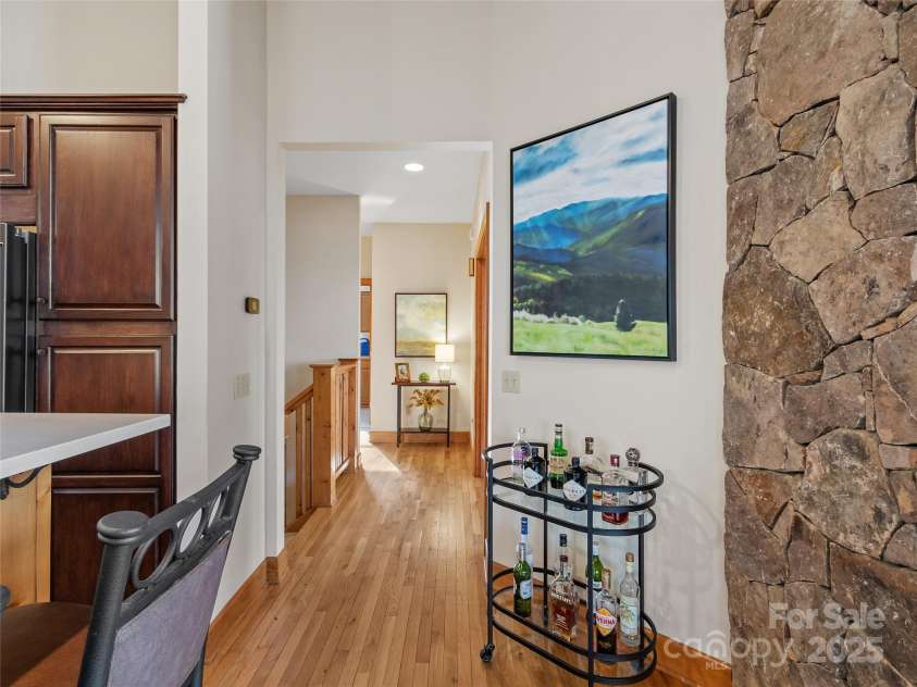 45 Ivy Point Lane, Burnsville, NC 28714.  MLS# CAR4217822, YatesRealty ID 622. 