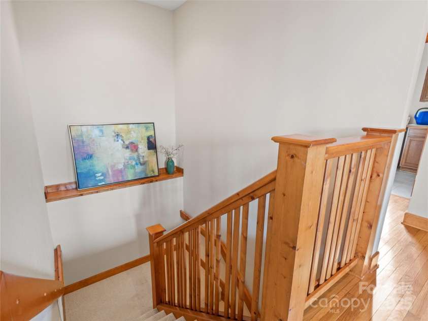 45 Ivy Point Lane, Burnsville, NC 28714.  MLS# CAR4217822, YatesRealty ID 622. 