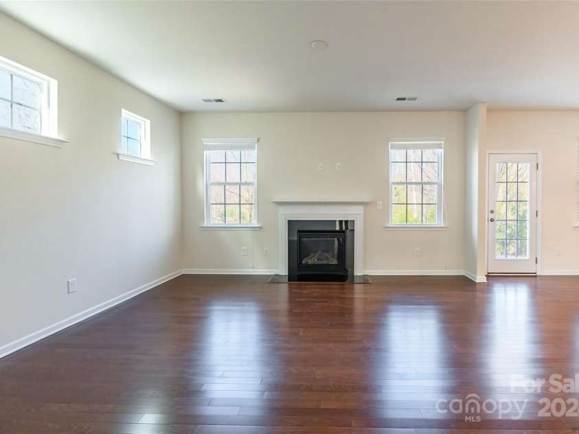 1270 Hideaway Gulch Drive, Fort Mill, SC 29715.  MLS# CAR4209250, YatesRealty ID 6220. 