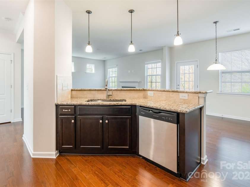 1270 Hideaway Gulch Drive, Fort Mill, SC 29715.  MLS# CAR4209250, YatesRealty ID 6220. 