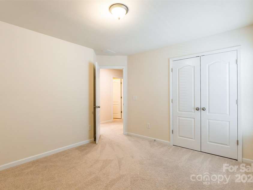 1270 Hideaway Gulch Drive, Fort Mill, SC 29715.  MLS# CAR4209250, YatesRealty ID 6220. 