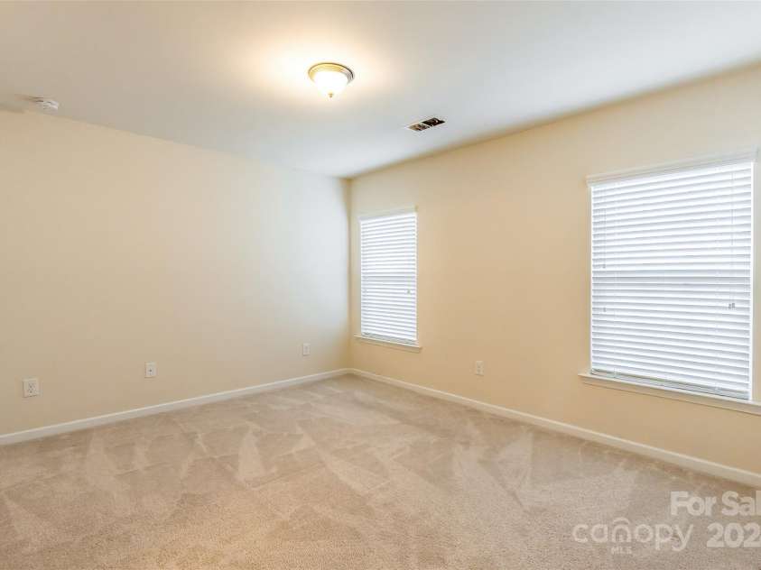 1270 Hideaway Gulch Drive, Fort Mill, SC 29715.  MLS# CAR4209250, YatesRealty ID 6220. 