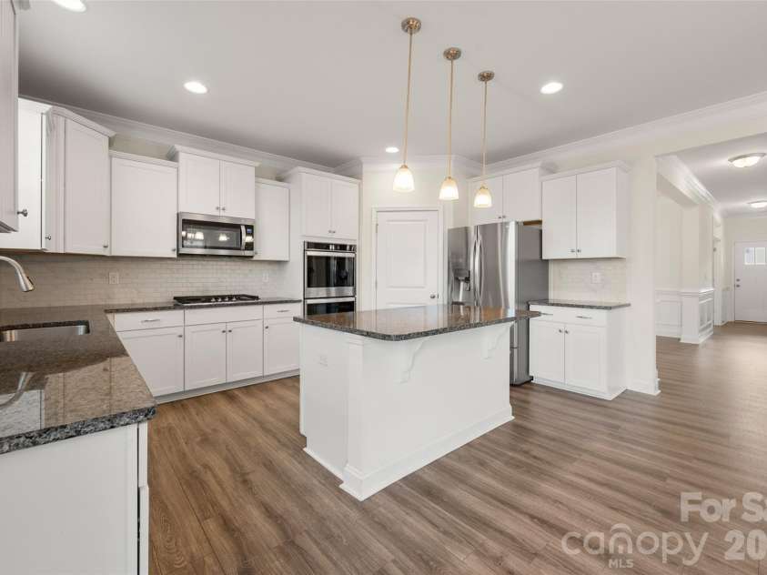 2015 Saddlebred Drive, Iron Station, NC 28080.  MLS# CAR4338671, YatesRealty ID 6220. Kitchen