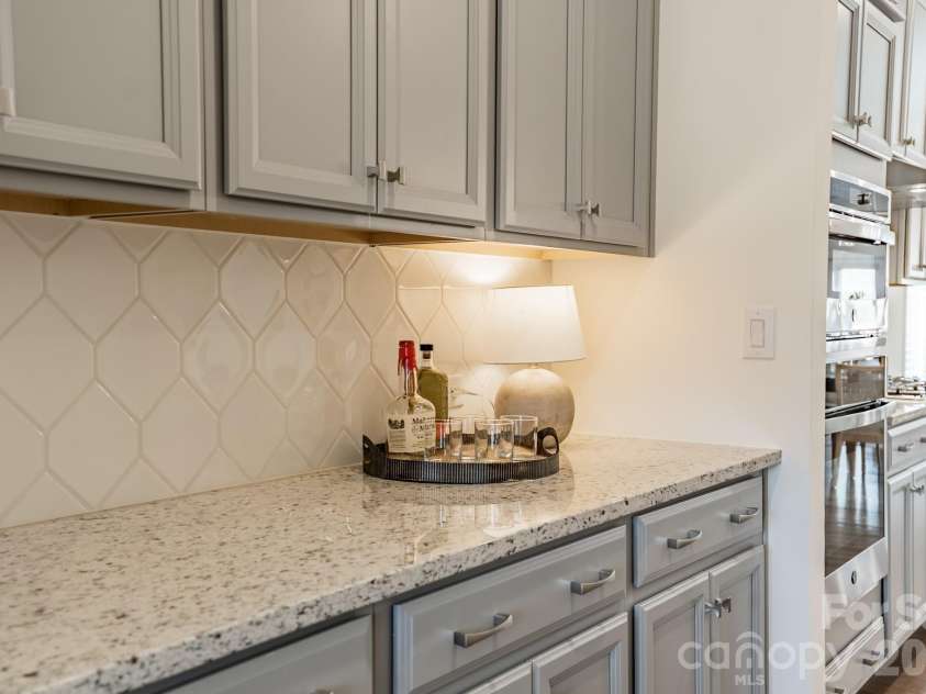 1032 Argentium Way, Waxhaw, NC 28173.  MLS# CAR4356764, YatesRealty ID 6221. 