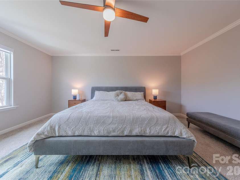 270 Hampton Trail Drive, Fort Mill, SC 29708.  MLS# CAR4349571, YatesRealty ID 6222. Custom Mechanical Blinds