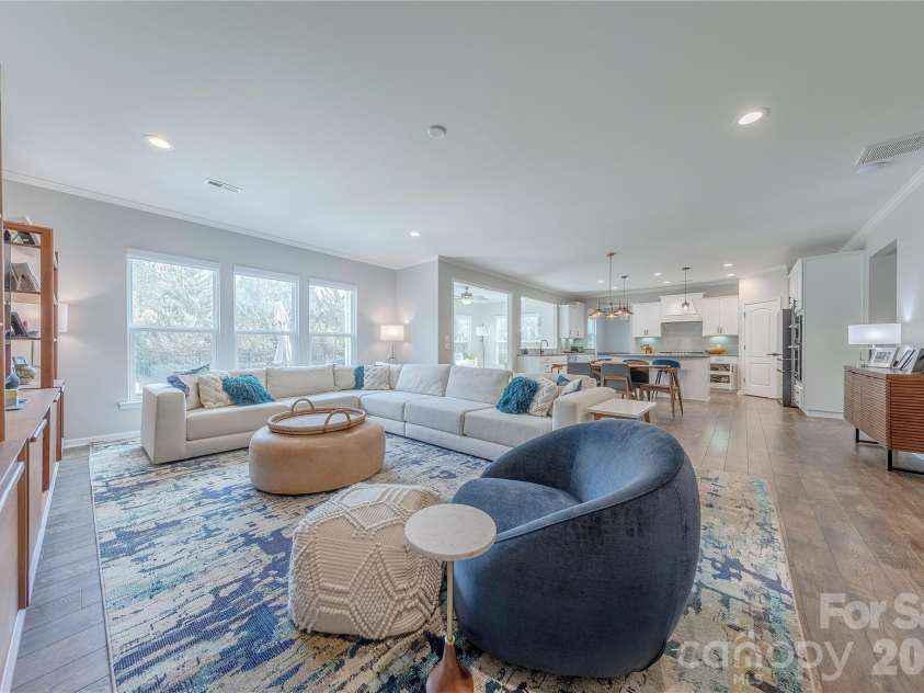 270 Hampton Trail Drive, Fort Mill, SC 29708.  MLS# CAR4349571, YatesRealty ID 6222. Open Concept Design