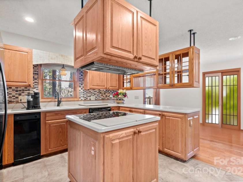 735 Holleridge Road, Ferguson, NC 28624.  MLS# CAR4212666, YatesRealty ID 6226. 