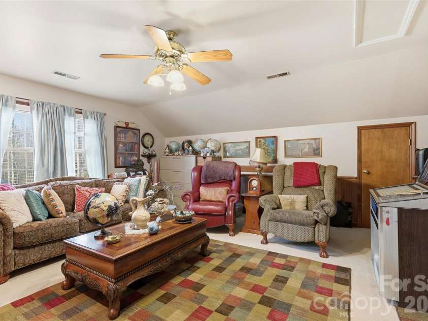 1600 Thornhill Drive, Monroe, NC 28110.  MLS# CAR4325447, YatesRealty ID 6227. Bonus Room
