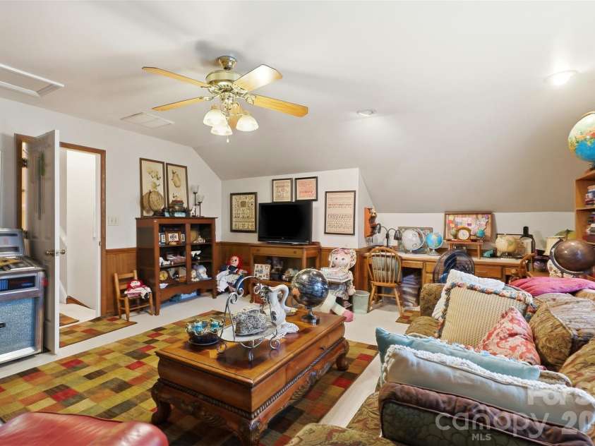 1600 Thornhill Drive, Monroe, NC 28110.  MLS# CAR4325447, YatesRealty ID 6227. Bonus Room
