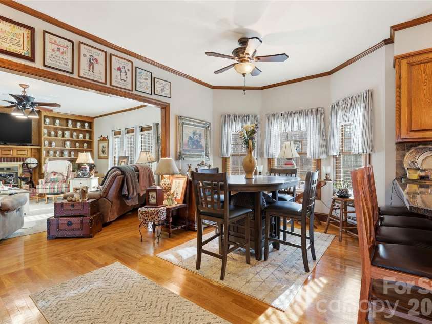 1600 Thornhill Drive, Monroe, NC 28110.  MLS# CAR4325447, YatesRealty ID 6227. Breakfast Nook