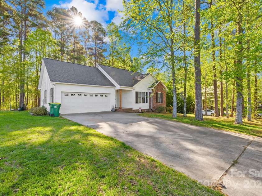 1628 Rosegate Lane, Stanfield, NC 28163.  MLS# CAR4241461, YatesRealty ID 6227. 