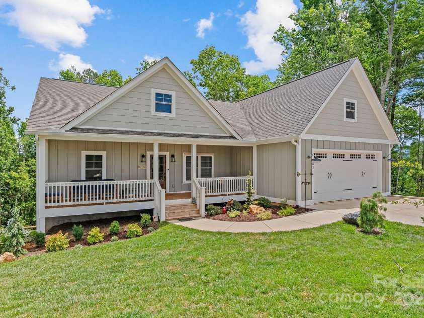 182 Country Drive, Mars Hill, NC 28754.  MLS# CAR4161699, YatesRealty ID 6228. 