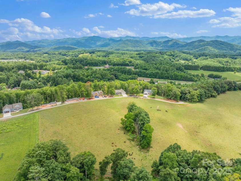 182 Country Drive, Mars Hill, NC 28754.  MLS# CAR4161699, YatesRealty ID 6228. 