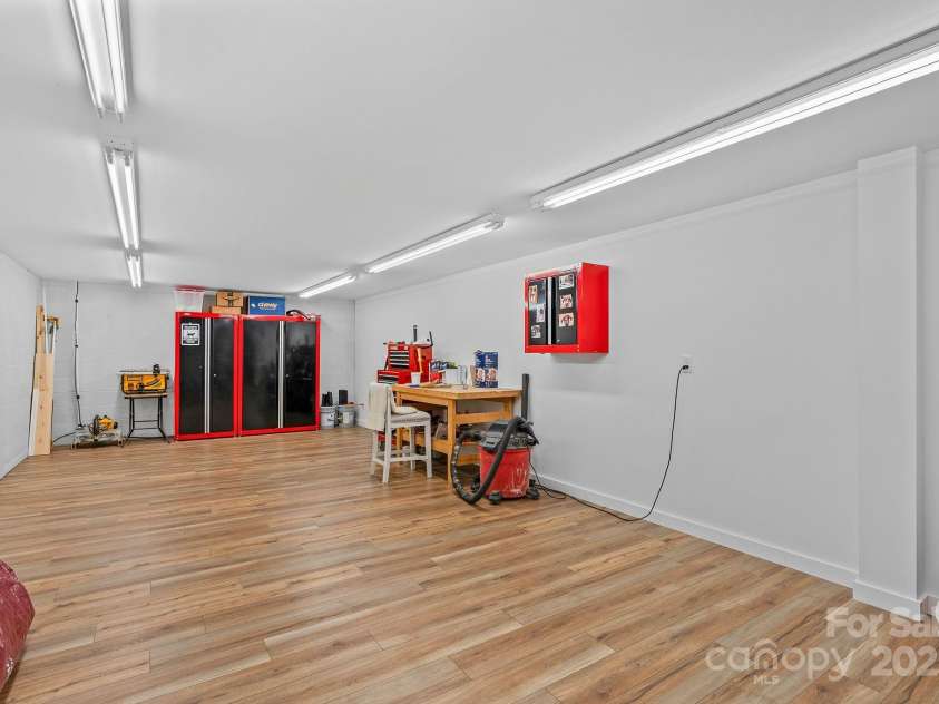 182 Country Drive, Mars Hill, NC 28754.  MLS# CAR4161699, YatesRealty ID 6228. 