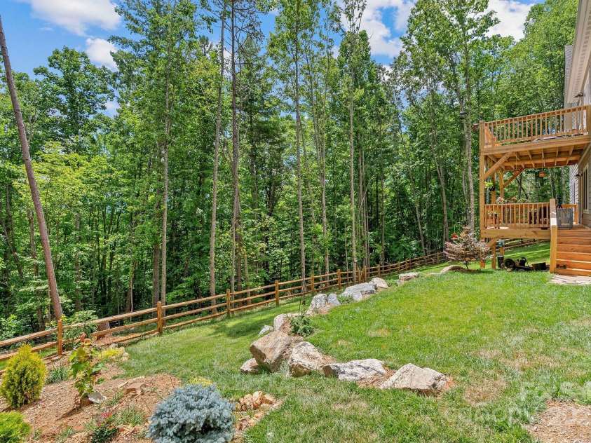 182 Country Drive, Mars Hill, NC 28754.  MLS# CAR4161699, YatesRealty ID 6228. Landscaped terrace