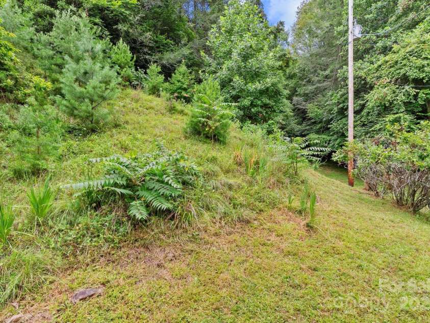 530 Rebel Ridge Road, Marshall, NC 28753.  MLS# CAR4280737, YatesRealty ID 6228. 