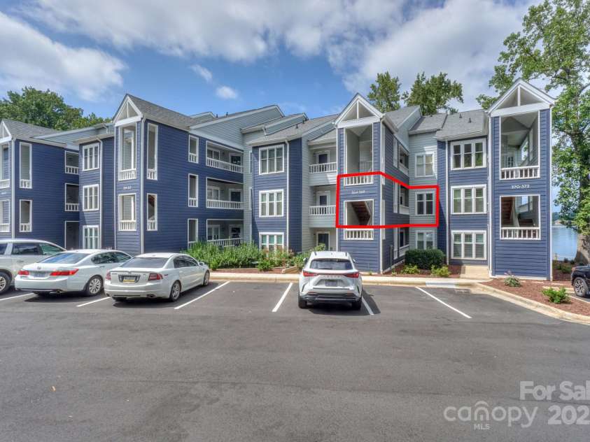 368 Northwest Drive, Davidson, NC 28036.  MLS# CAR4245656, YatesRealty ID 6229. 