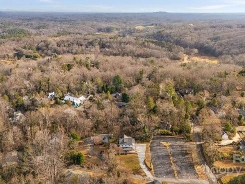 44 Bickford Avenue, Tryon, NC 28782.  MLS# CAR4328011, YatesRealty ID 6231. 