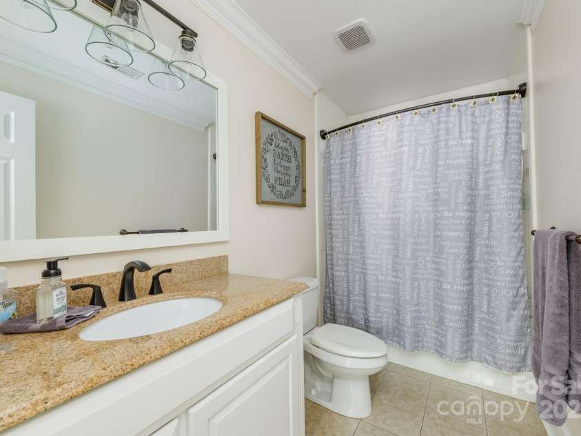 5300 Green Rea Road, Charlotte, NC 28226.  MLS# CAR4181252, YatesRealty ID 6232. 