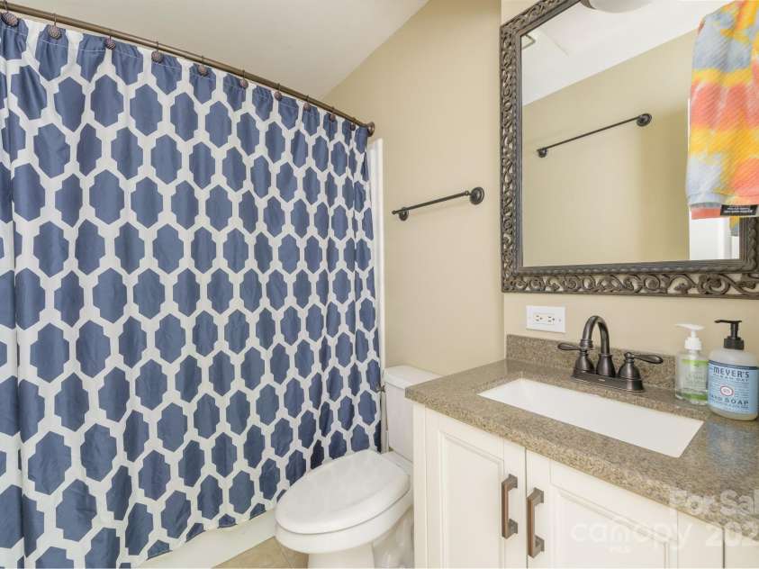 5300 Green Rea Road, Charlotte, NC 28226.  MLS# CAR4181252, YatesRealty ID 6232. 