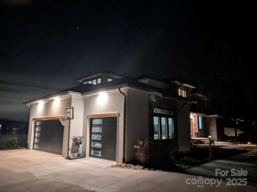 180 Willow Point Road, Troutman, NC 28166.  MLS# CAR4221786, YatesRealty ID 6234. 