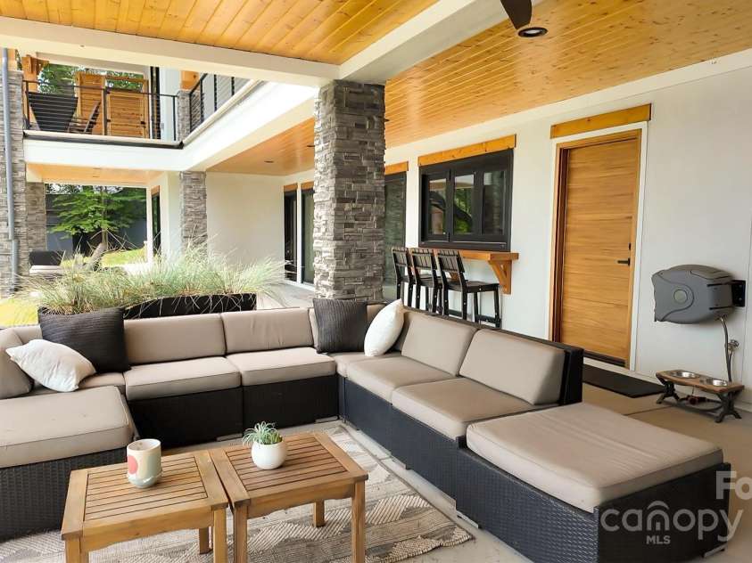 180 Willow Point Road, Troutman, NC 28166.  MLS# CAR4221786, YatesRealty ID 6234. 