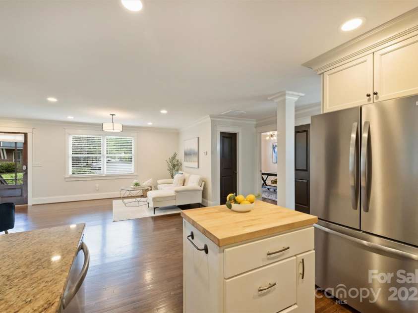 908 Academy Street, Charlotte, NC 28205.  MLS# CAR4245040, YatesRealty ID 6236. 