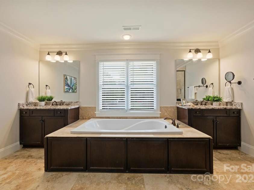908 Academy Street, Charlotte, NC 28205.  MLS# CAR4245040, YatesRealty ID 6236. 