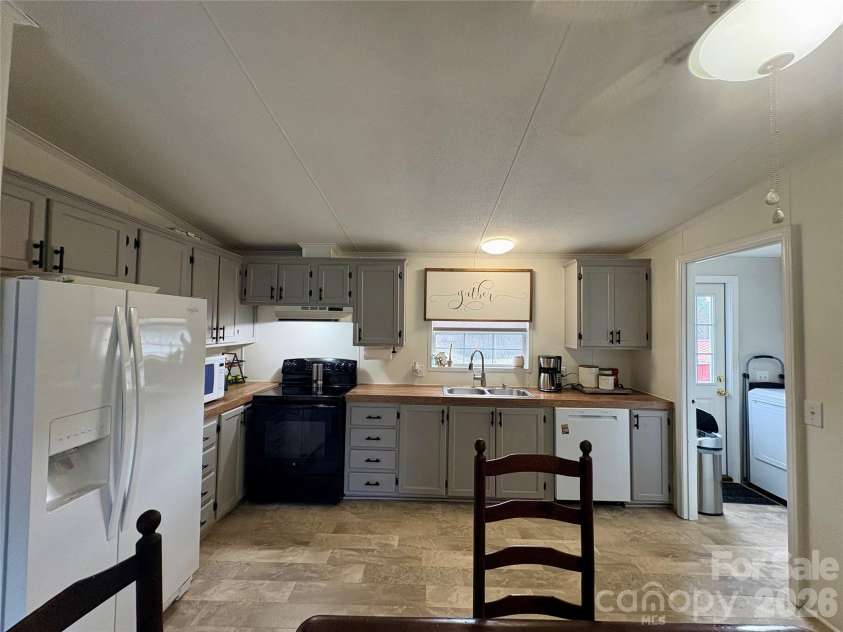 3422 Edwards Road, Wingate, NC 28174.  MLS# CAR4354829, YatesRealty ID 6237. 