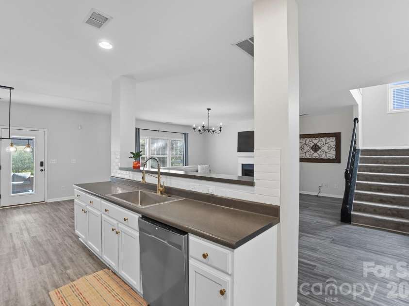 1015 Loudoun Road, Indian Trail, NC 28079.  MLS# CAR4312909, YatesRealty ID 6238. 