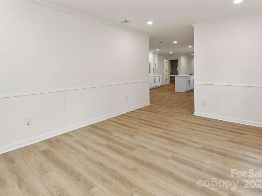 240 Spicewood Lane, Hendersonville, NC 28791.  MLS# CAR4280139, YatesRealty ID 6238. 