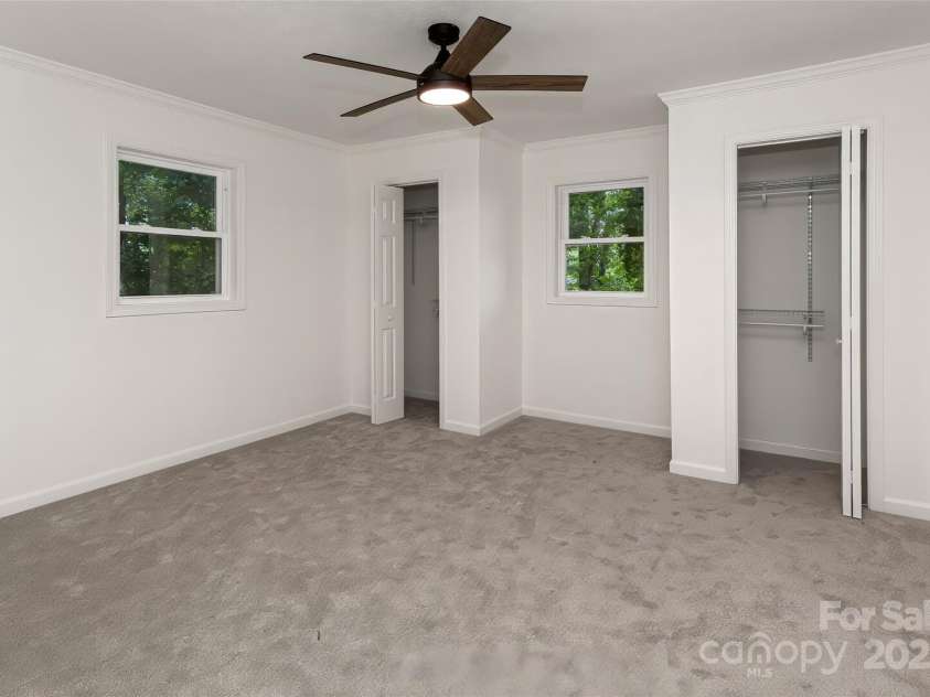 240 Spicewood Lane, Hendersonville, NC 28791.  MLS# CAR4280139, YatesRealty ID 6238. 