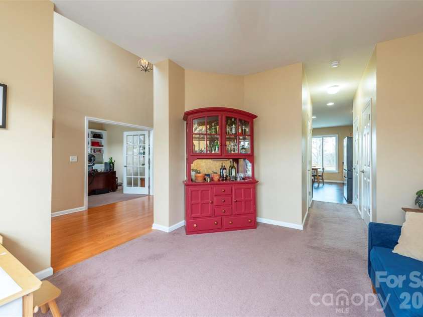 53 Stone River Drive, Asheville, NC 28804.  MLS# CAR4342463, YatesRealty ID 6239. Formal Dining Room