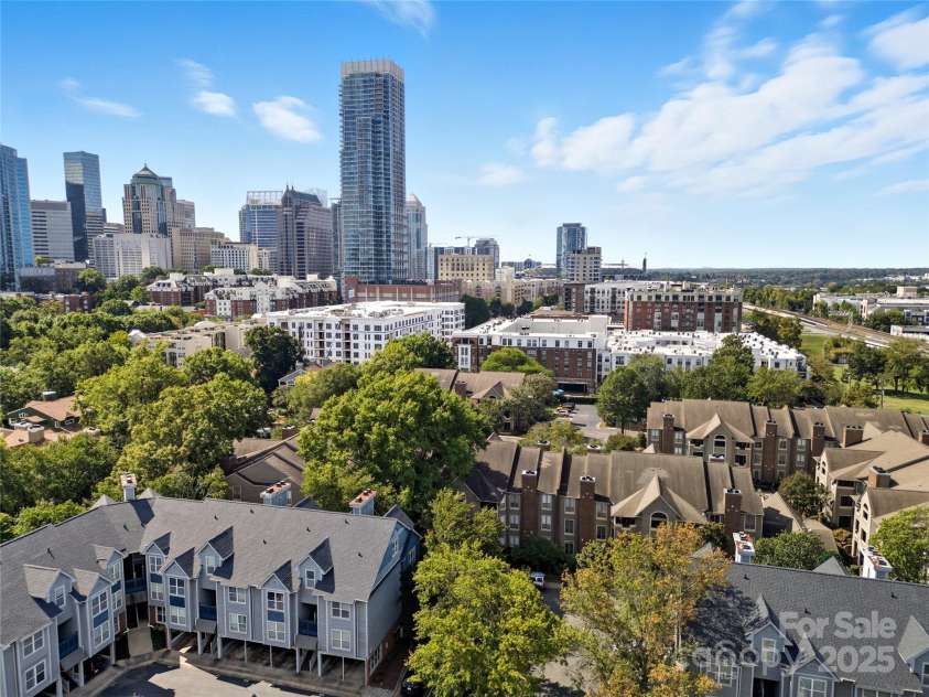 509 Graham Street, Charlotte, NC 28202.  MLS# CAR4308972, YatesRealty ID 624. 