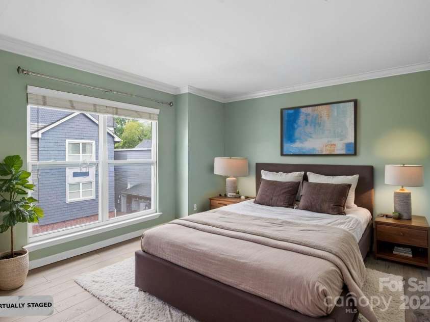 509 Graham Street, Charlotte, NC 28202.  MLS# CAR4308972, YatesRealty ID 624. Primary suite on main level. *virually staged*