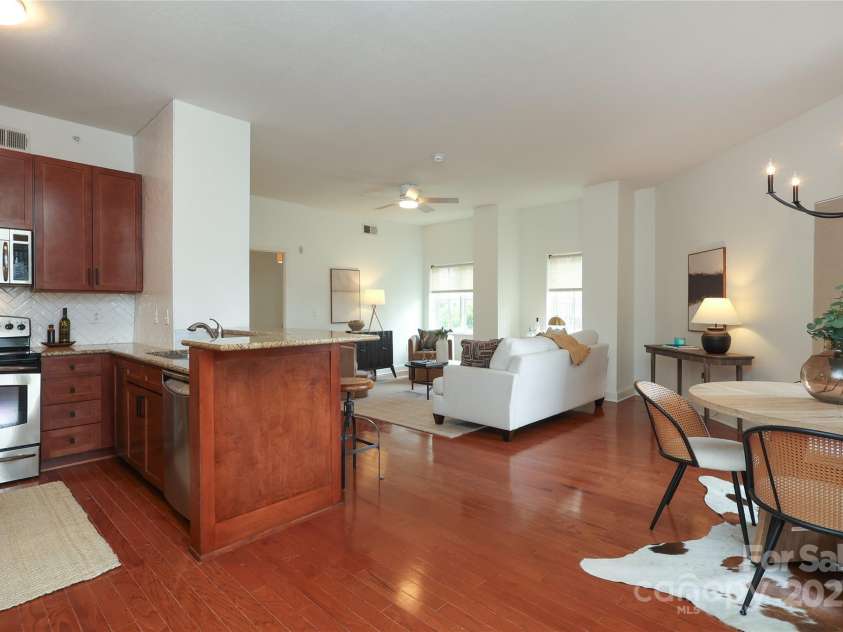 721 Governor Morrison Street, Charlotte, NC 28211.  MLS# CAR4253378, YatesRealty ID 624. 