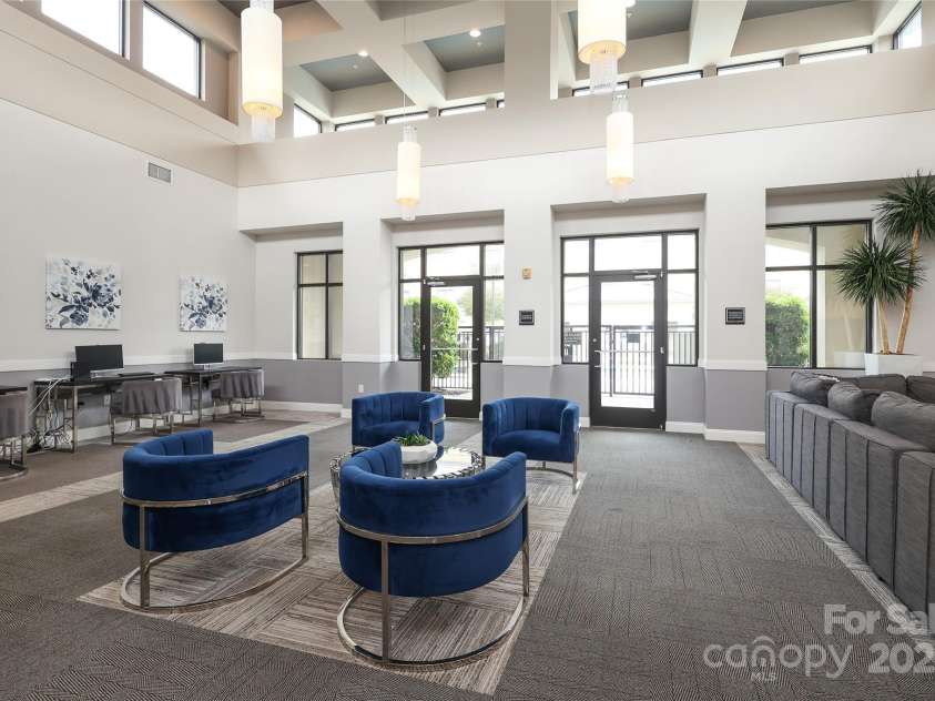 721 Governor Morrison Street, Charlotte, NC 28211.  MLS# CAR4253378, YatesRealty ID 624. Business Center in Clubhouse