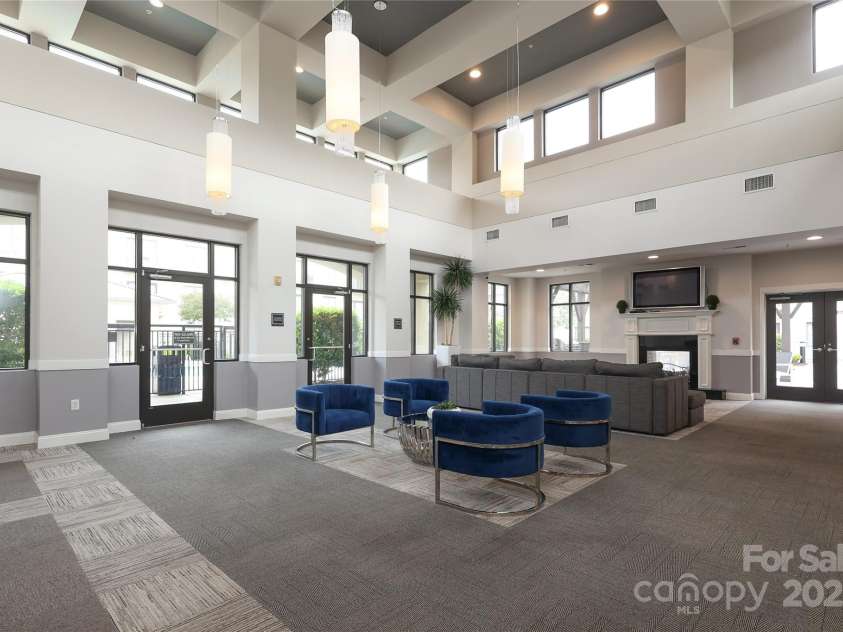 721 Governor Morrison Street, Charlotte, NC 28211.  MLS# CAR4253378, YatesRealty ID 624. Clubhouse
