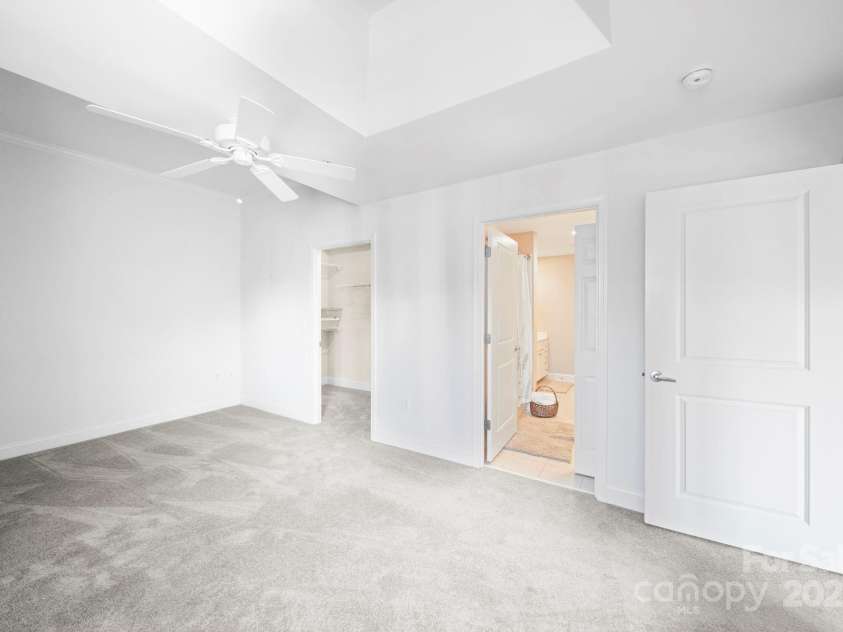 721 Governor Morrison Street, Charlotte, NC 28211.  MLS# CAR4316413, YatesRealty ID 624. Bedroom 2