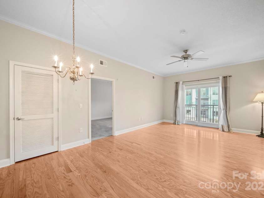 721 Governor Morrison Street, Charlotte, NC 28211.  MLS# CAR4316413, YatesRealty ID 624. Dining Area & Living Room