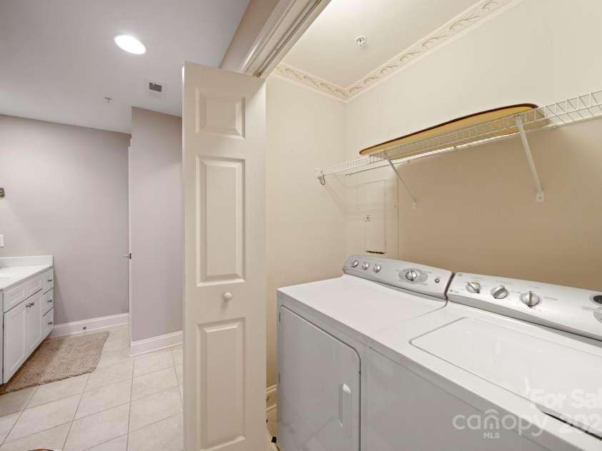 721 Governor Morrison Street, Charlotte, NC 28211.  MLS# CAR4316413, YatesRealty ID 624. Laundry Closet 