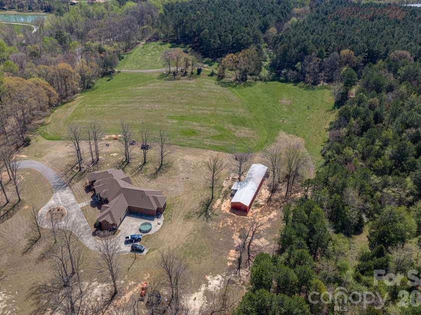 109 Wright Road, Kings Mountain, NC 28086.  MLS# CAR4354104, YatesRealty ID 6240. 