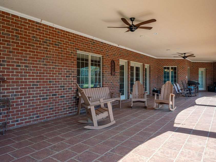 109 Wright Road, Kings Mountain, NC 28086.  MLS# CAR4354104, YatesRealty ID 6240. BACK PORCH