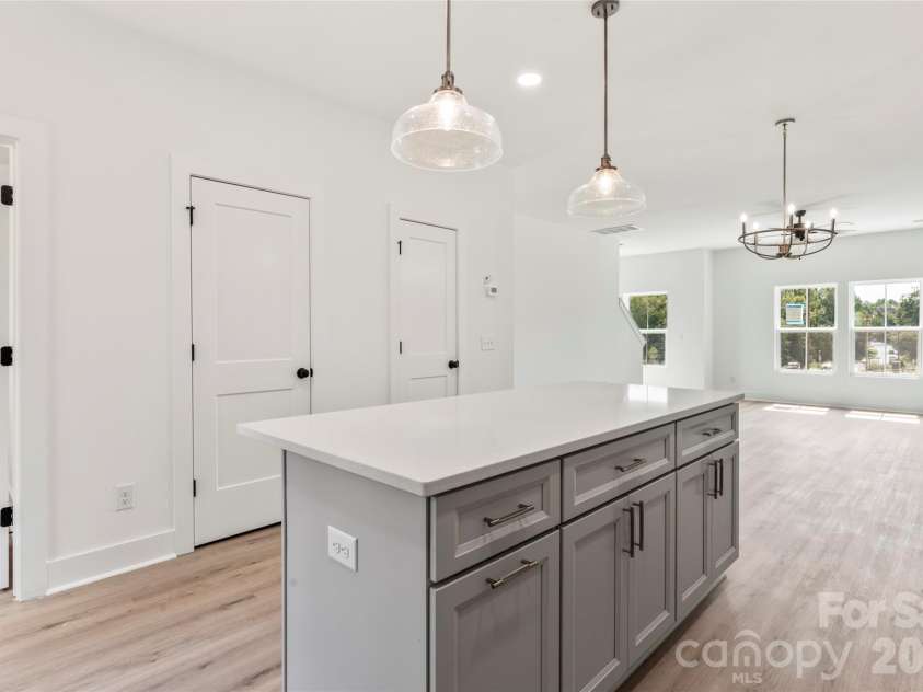410 Bogue Drive, Fort Mill, SC 29708.  MLS# CAR4304369, YatesRealty ID 6242. 
