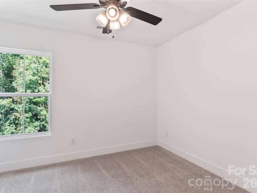 410 Bogue Drive, Fort Mill, SC 29708.  MLS# CAR4304369, YatesRealty ID 6242. 