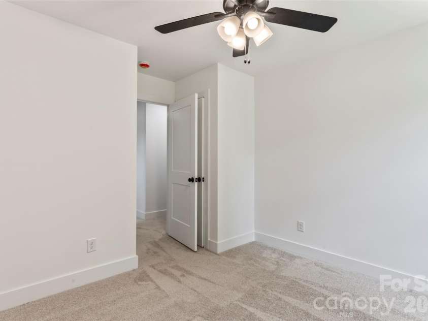 410 Bogue Drive, Fort Mill, SC 29708.  MLS# CAR4304369, YatesRealty ID 6242. 