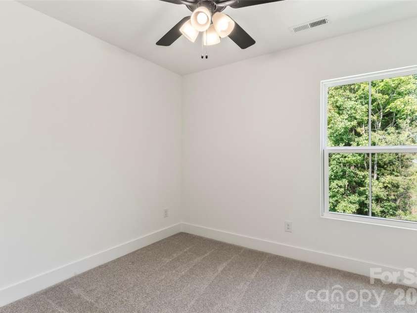 410 Bogue Drive, Fort Mill, SC 29708.  MLS# CAR4304369, YatesRealty ID 6242. 